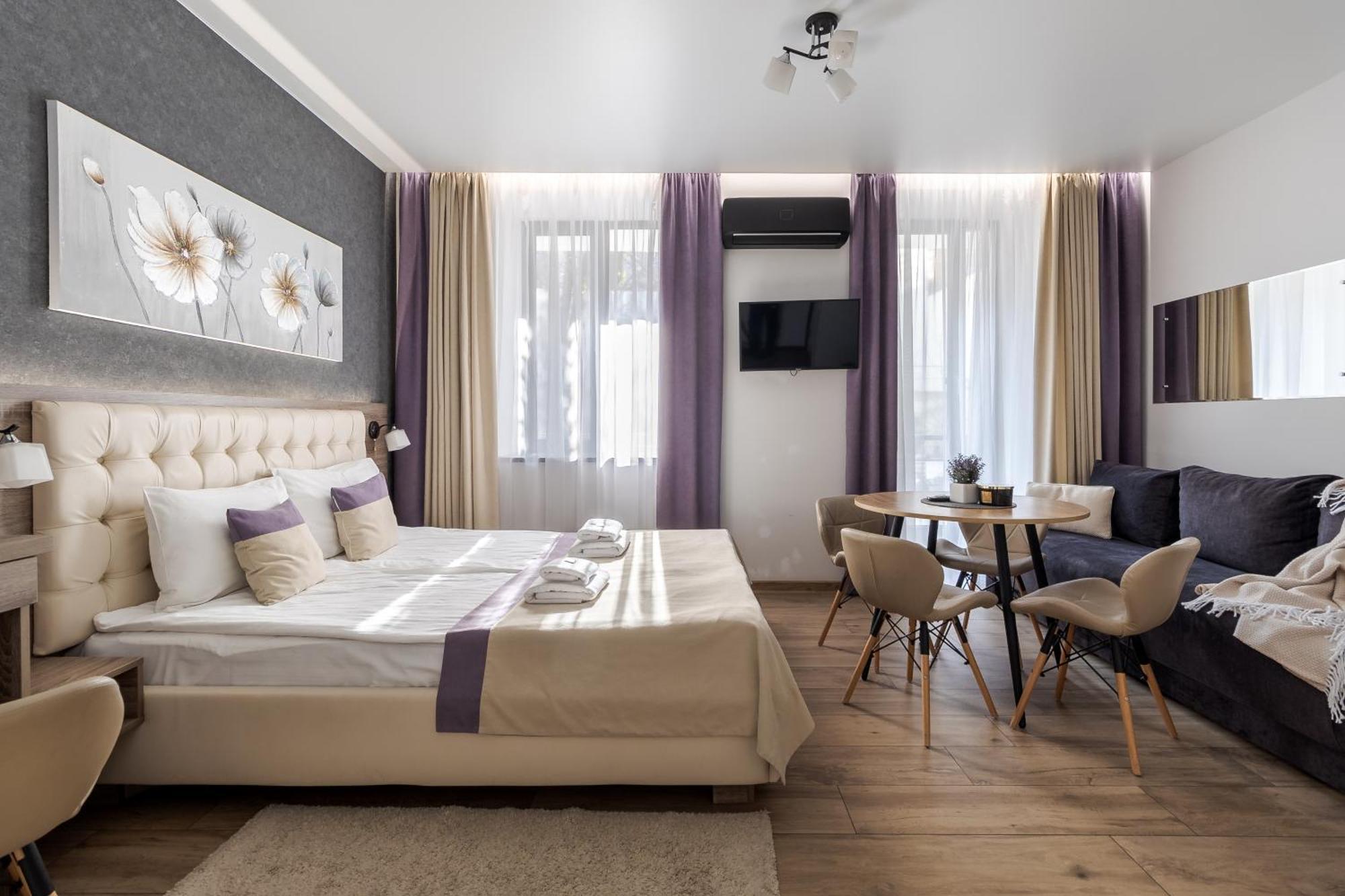 Demar Apart Violet Lviv Exterior foto