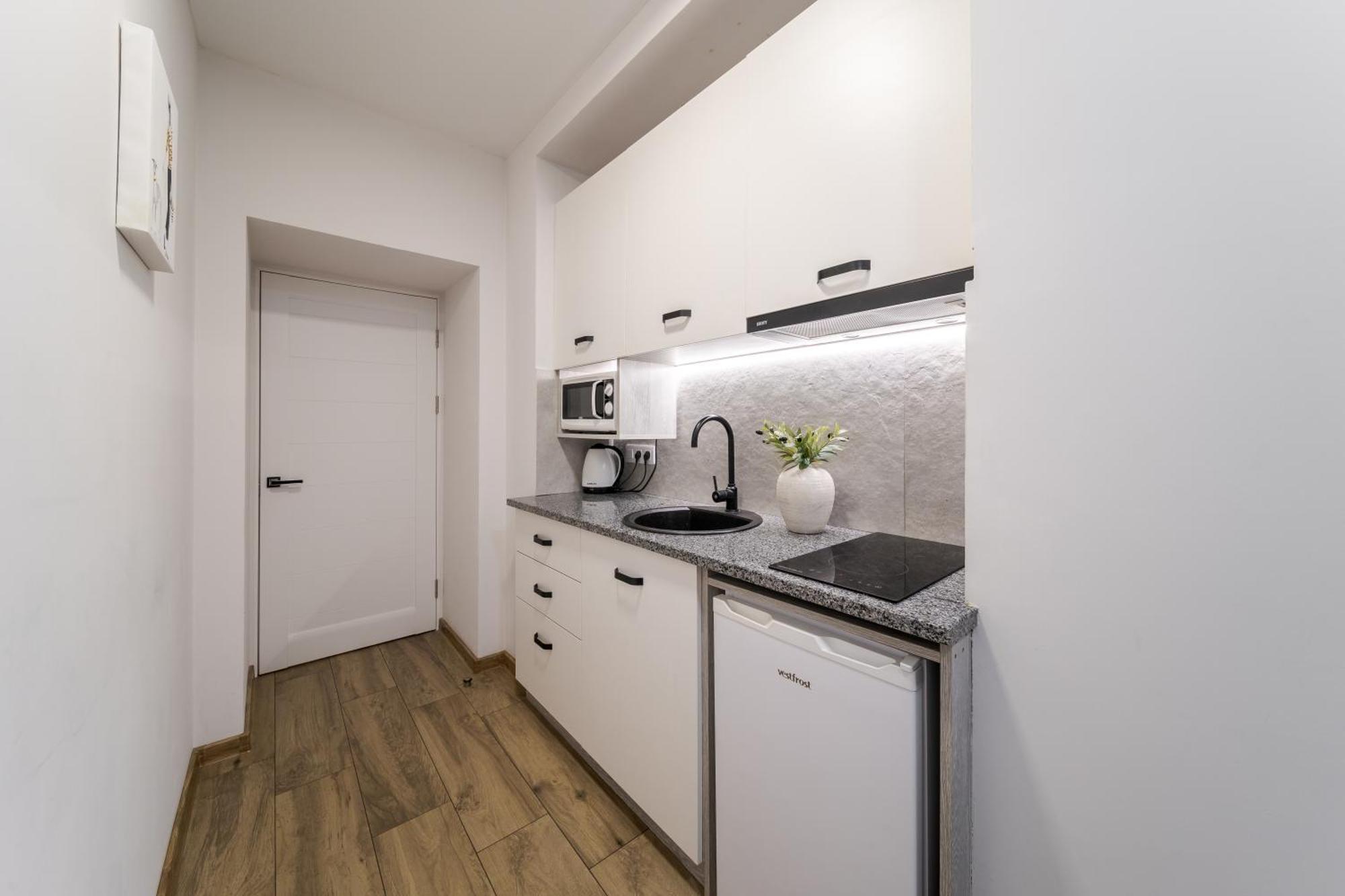 Demar Apart Violet Lviv Exterior foto